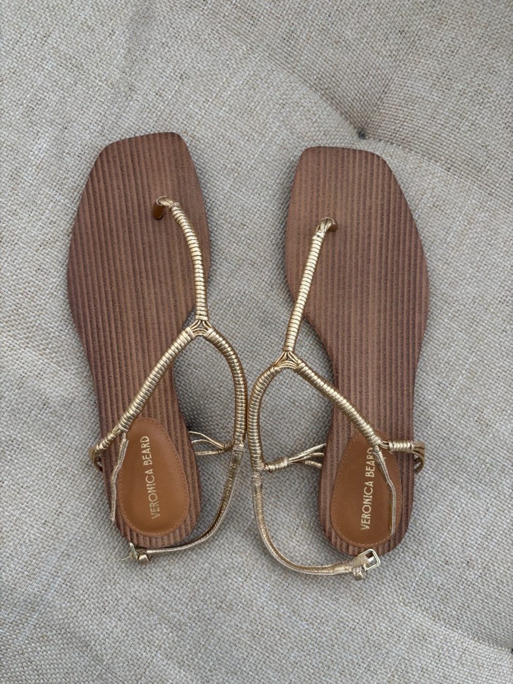 Veronica Beard Amelia T-Strap Thong Metallic Sandal - Size 6.5M - Picture 2 of 7